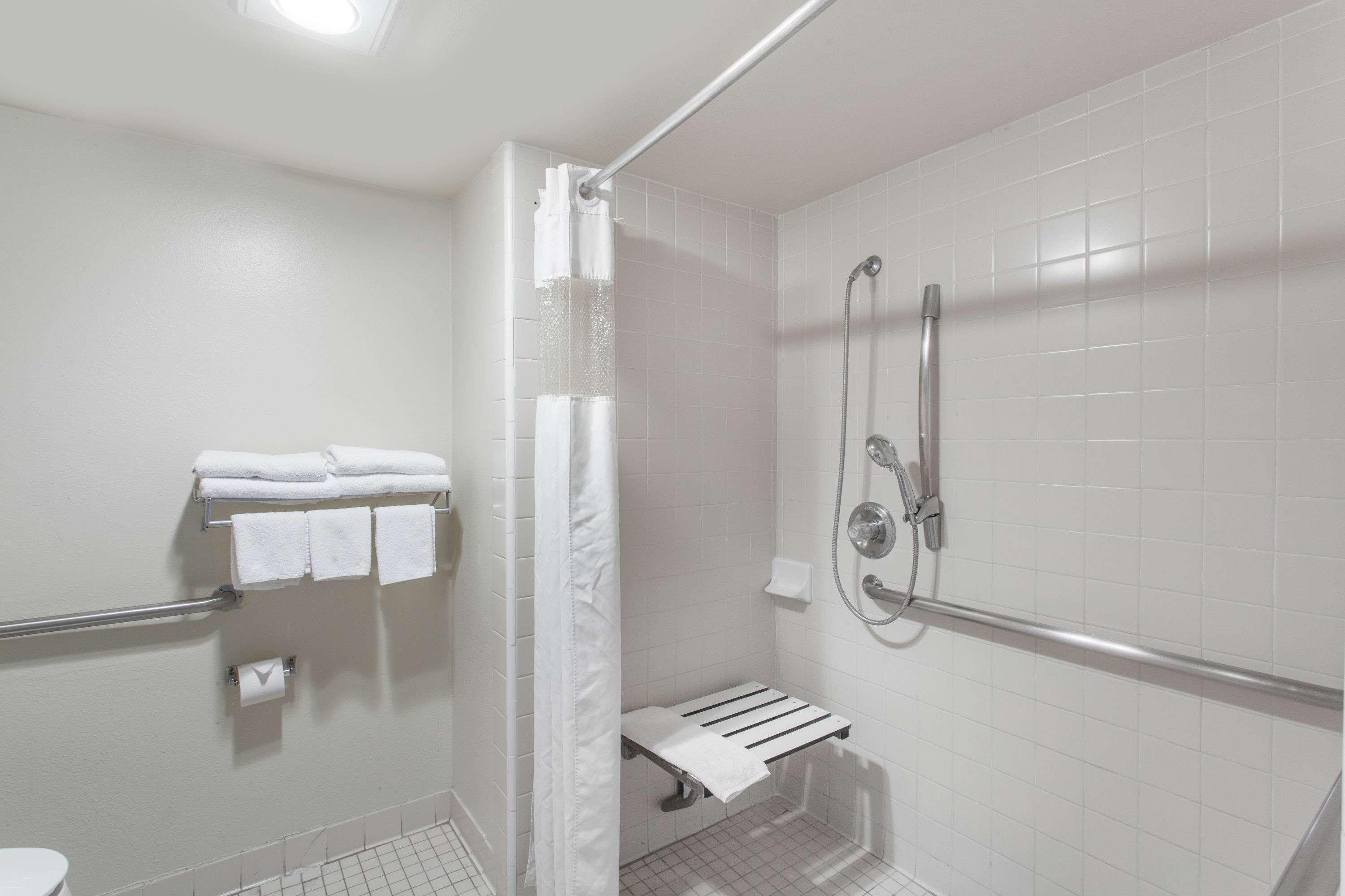 Days Inn By Wyndham Anaheim Near The Park מראה חיצוני תמונה